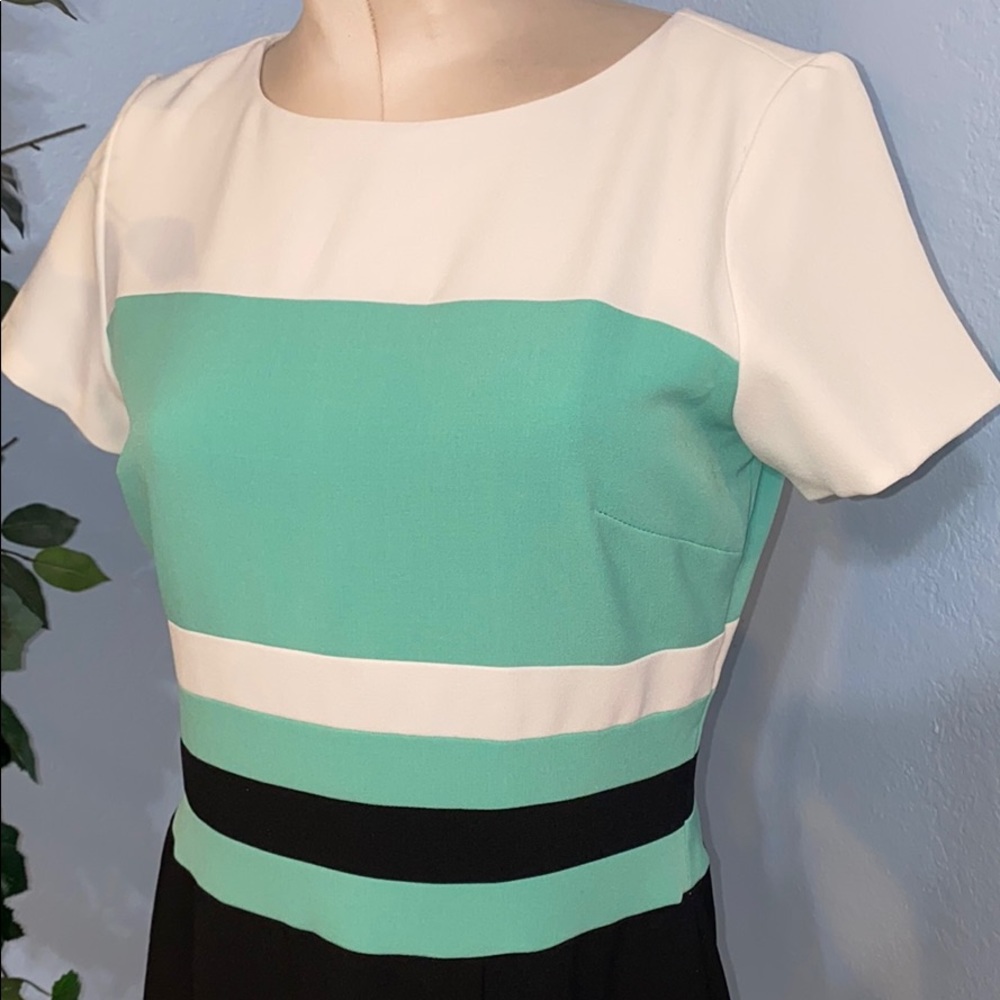 Studio One Dress - Picture 3 of 9